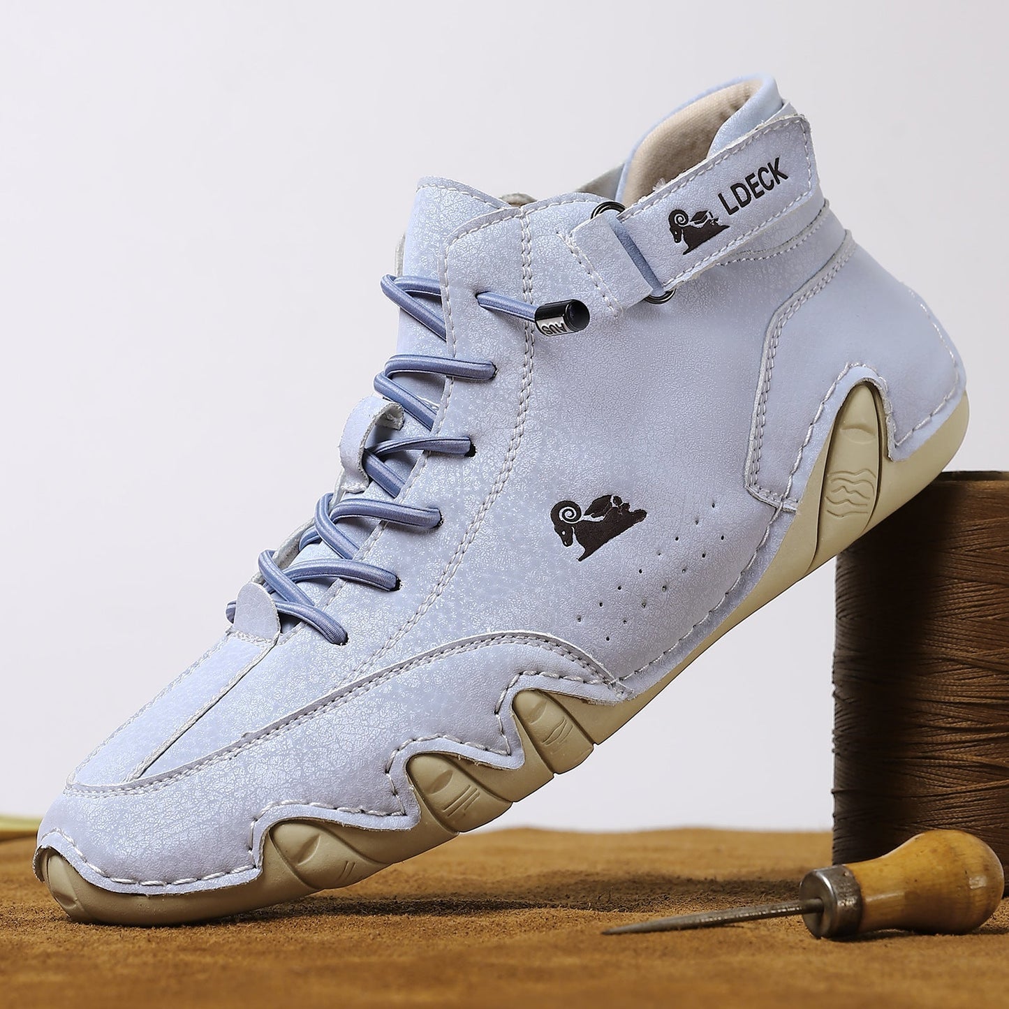 Minopia LDeck - أحذية طبية مقاومة للماء وقابلة للتنفس