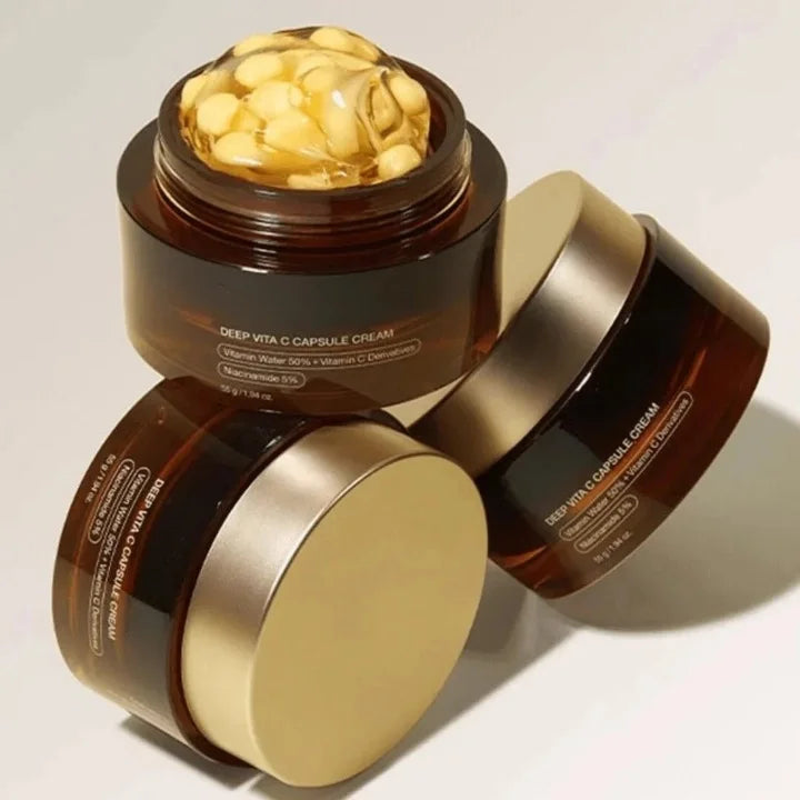 カプセルCのおかげで、目に見える輝きと潤いのある肌